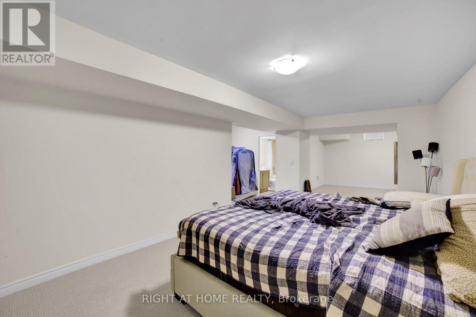 288 Raymond Road, Hamilton, Ontario  L9K 0H8 - Photo 44 - X12431415