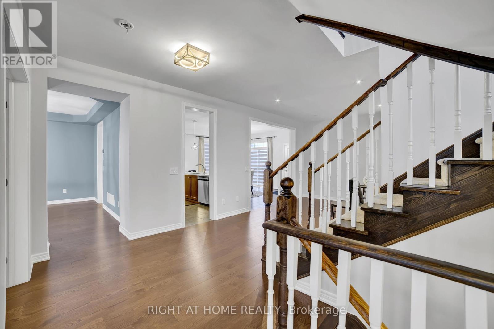 288 Raymond Road, Hamilton, Ontario  L9K 0H8 - Photo 6 - X12431415