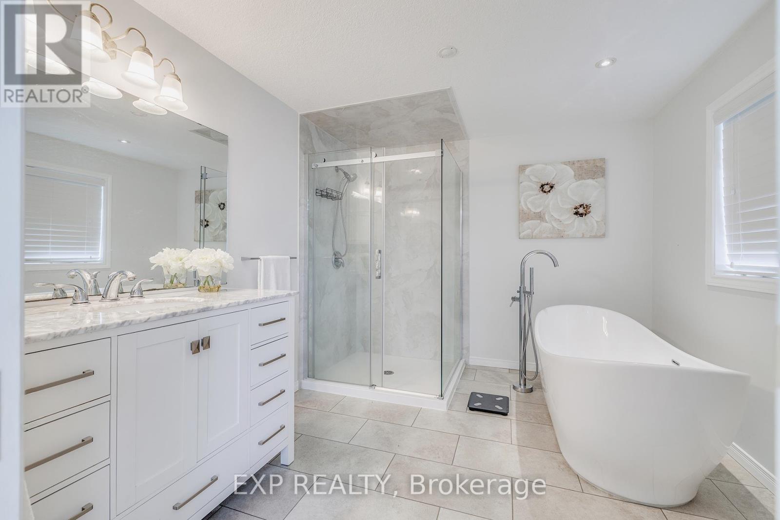 77 Mccormick Drive, Cambridge, Ontario  N3C 4E1 - Photo 25 - X12431427