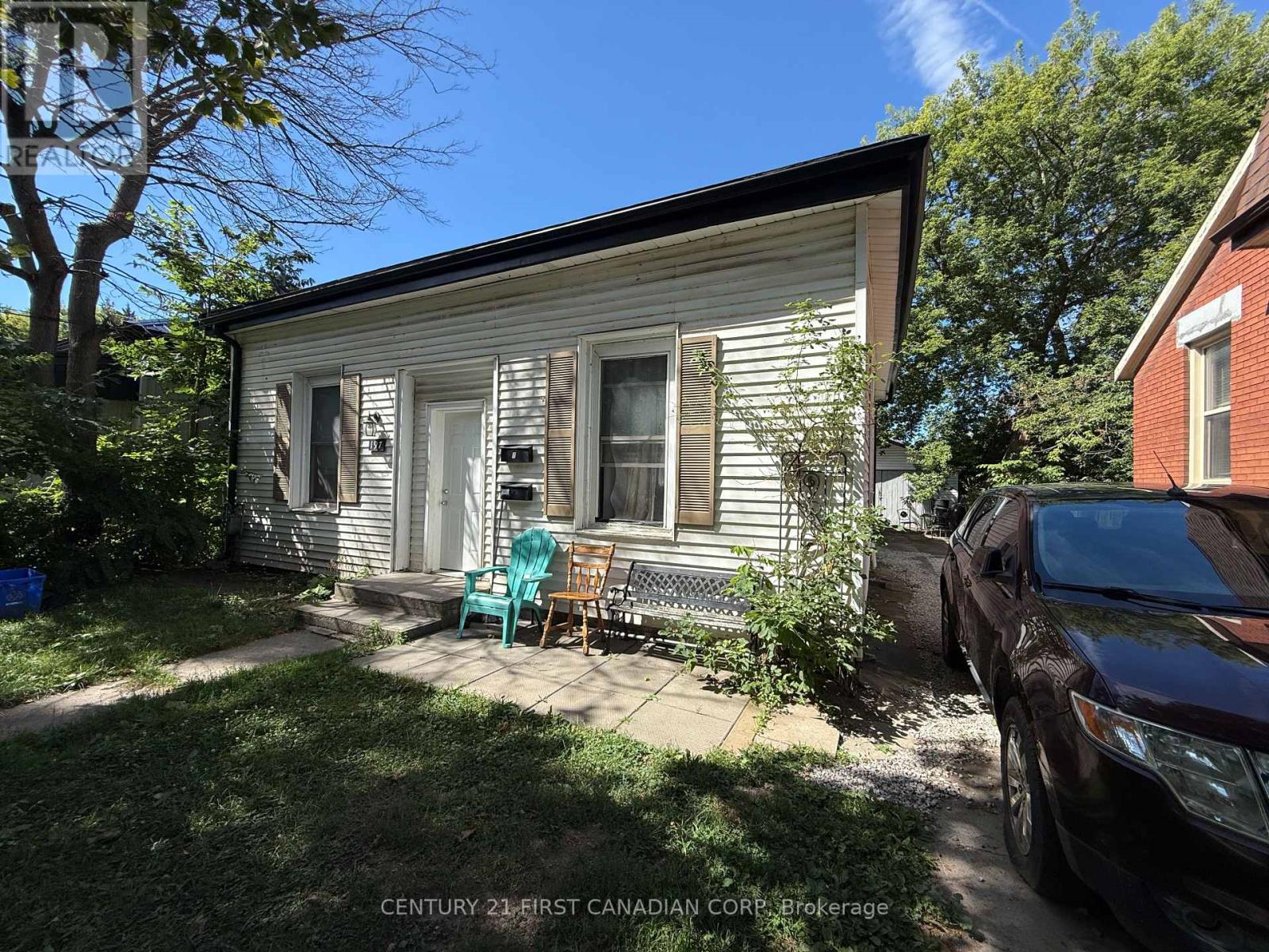 197 Clarence Street, London East, Ontario  N6B 2J8 - Photo 14 - X12427364