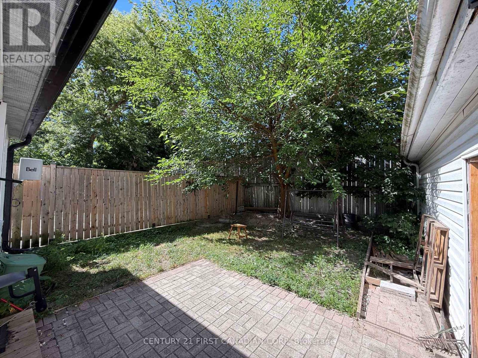 197 Clarence Street, London East, Ontario  N6B 2J8 - Photo 12 - X12427364