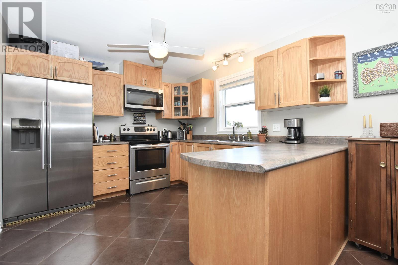 96 Heritage Hills Drive, Eastern Passage, Nova Scotia  B3G 1T4 - Photo 9 - 202524524