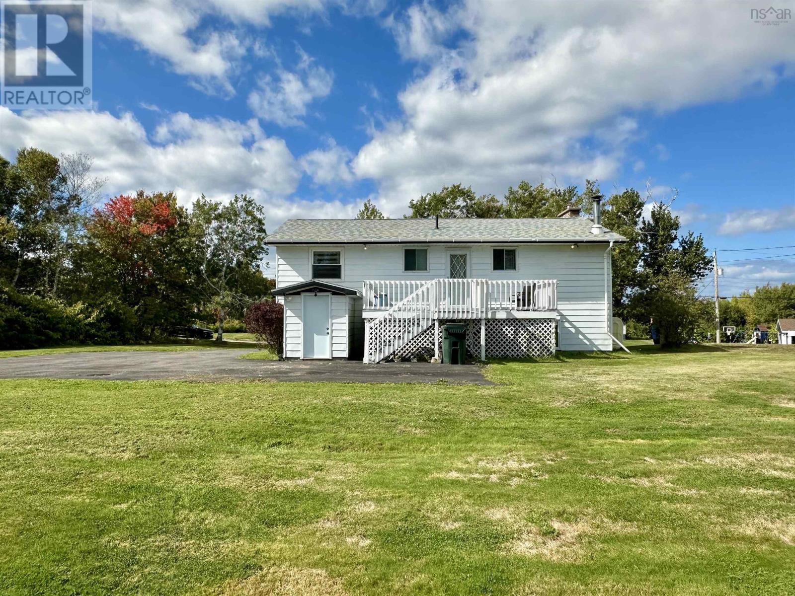 756 Forsythe Street, New Waterford, Nova Scotia  B1H 2Y5 - Photo 9 - 202524519