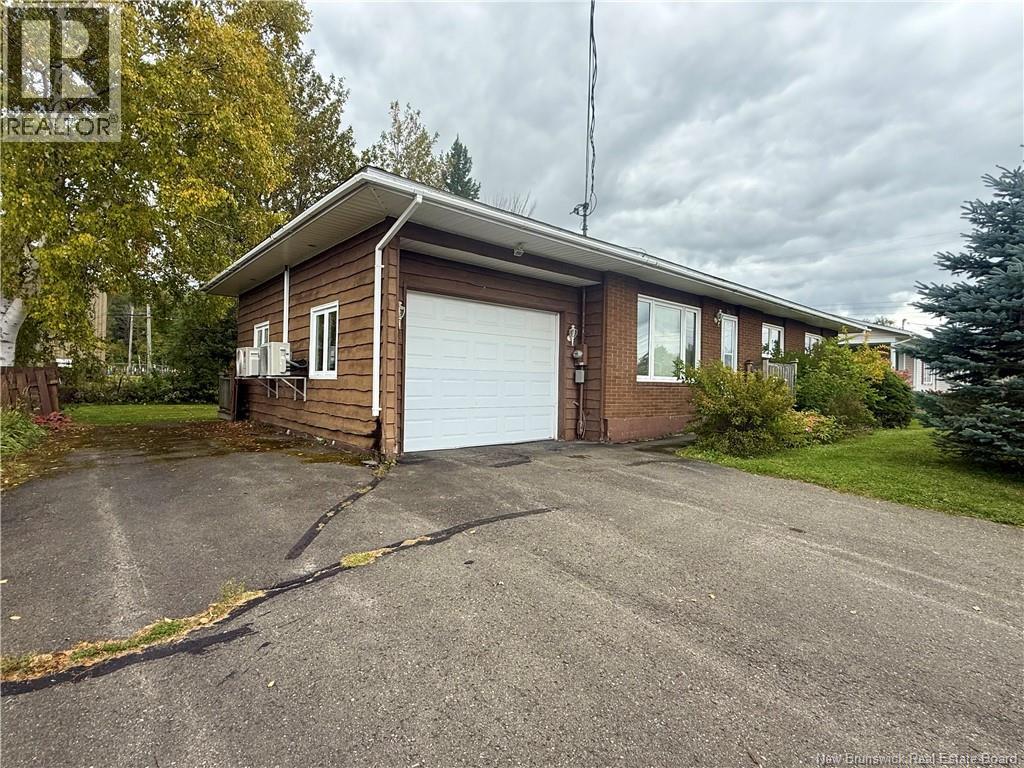 711 2nd Avenue, Grand-Sault/Grand Falls, New Brunswick