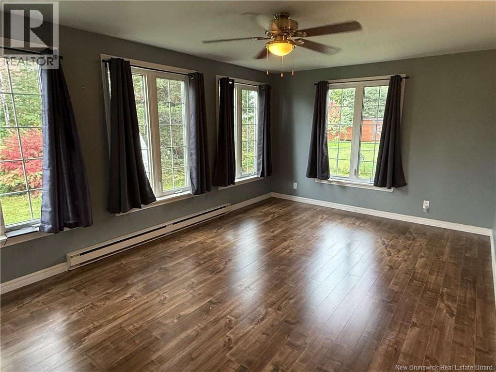 711 2nd Avenue, Grand-Sault/grand Falls, New Brunswick  E3Z 1A4 - Photo 12 - NB127358