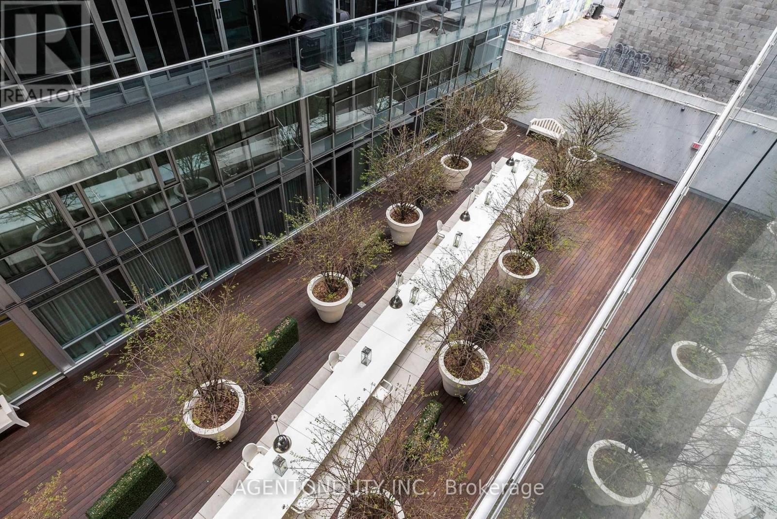 308 - 75 Portland Street, Toronto, Ontario  M5V 2M9 - Photo 7 - C12431435