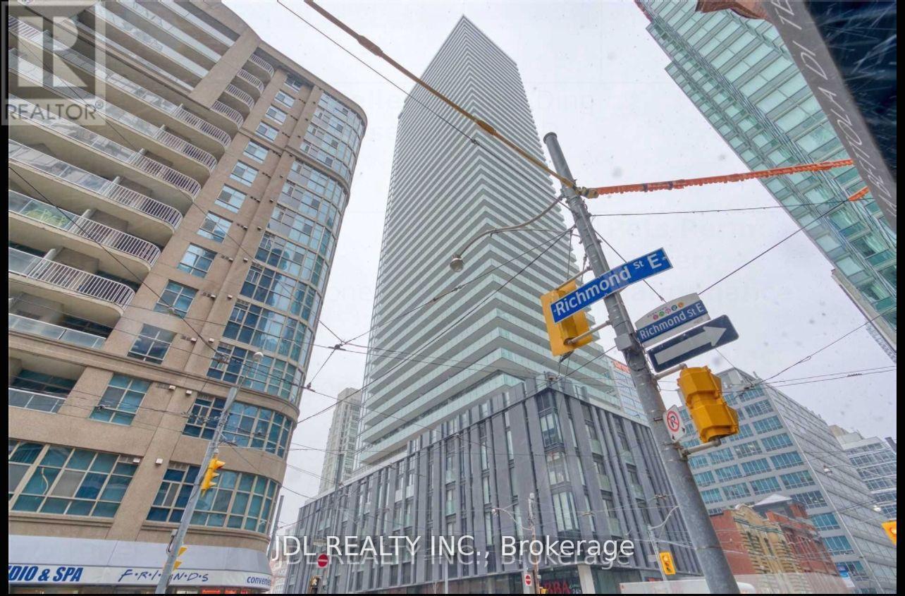 403 - 25 RICHMOND STREET E, Toronto, Ontario