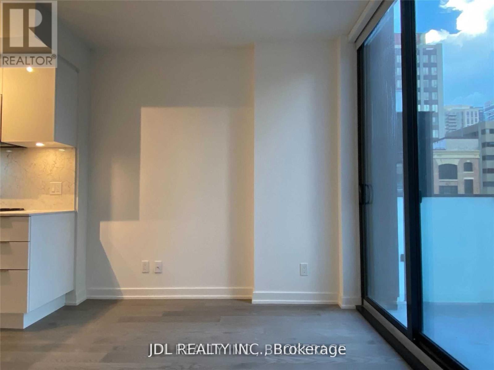 403 - 25 Richmond Street E, Toronto, Ontario  M5C 1N7 - Photo 4 - C12431451