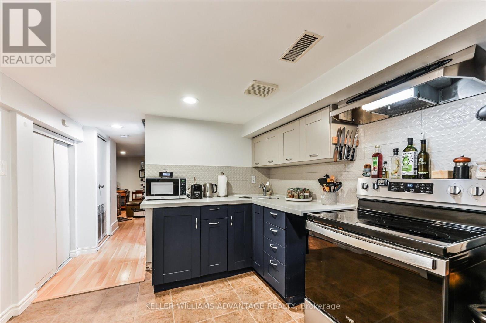 328 Cedarvale Avenue, Toronto, Ontario  M4C 4K4 - Photo 17 - E12431456