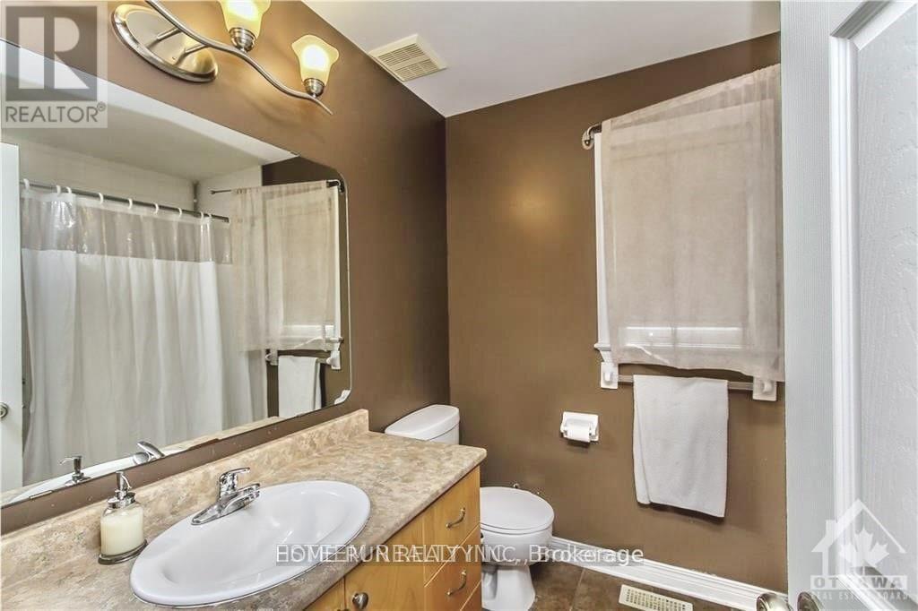 517 Devonwood Circle, Ottawa, Ontario  K1T 4E4 - Photo 25 - X12431465