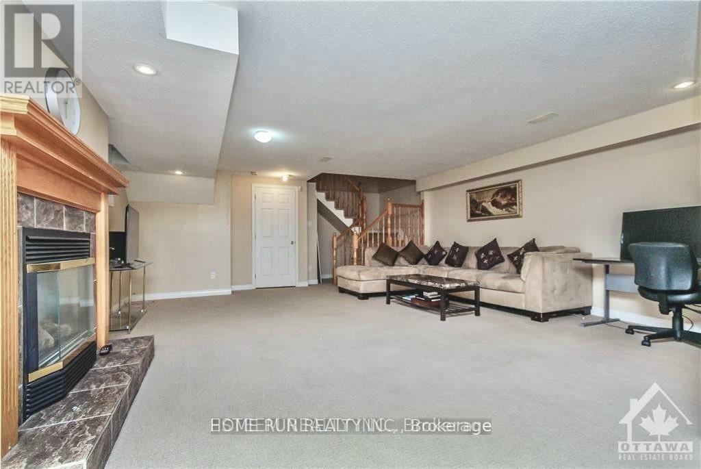 517 Devonwood Circle, Ottawa, Ontario  K1T 4E4 - Photo 27 - X12431465