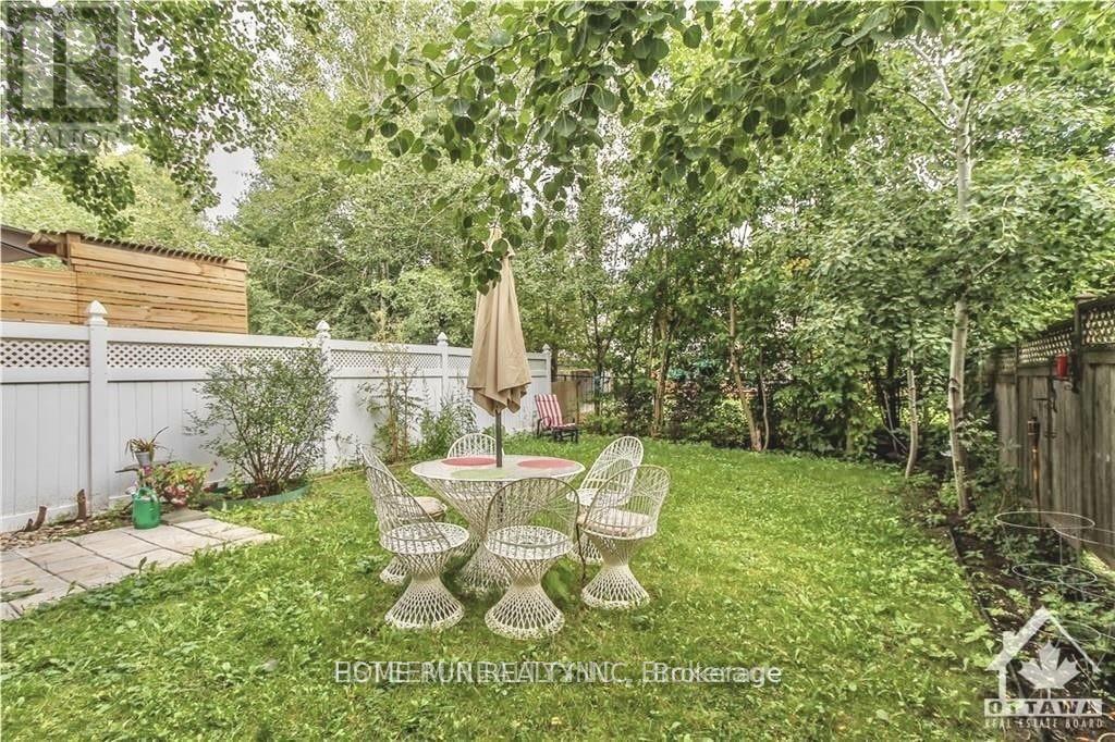 517 Devonwood Circle, Ottawa, Ontario  K1T 4E4 - Photo 29 - X12431465