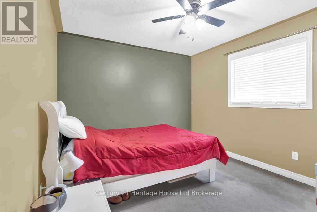51 Barker Street, Tillsonburg, Ontario  N4G 5N7 - Photo 12 - X12431467