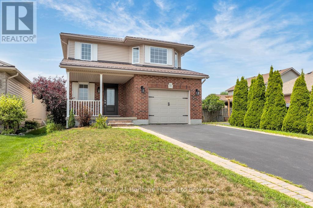 51 Barker Street, Tillsonburg, Ontario  N4G 5N7 - Photo 27 - X12431467