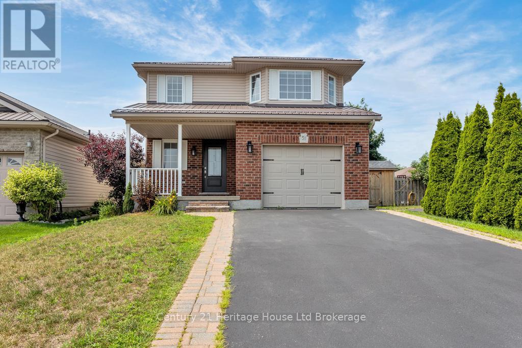 51 Barker Street, Tillsonburg, Ontario  N4G 5N7 - Photo 33 - X12431467