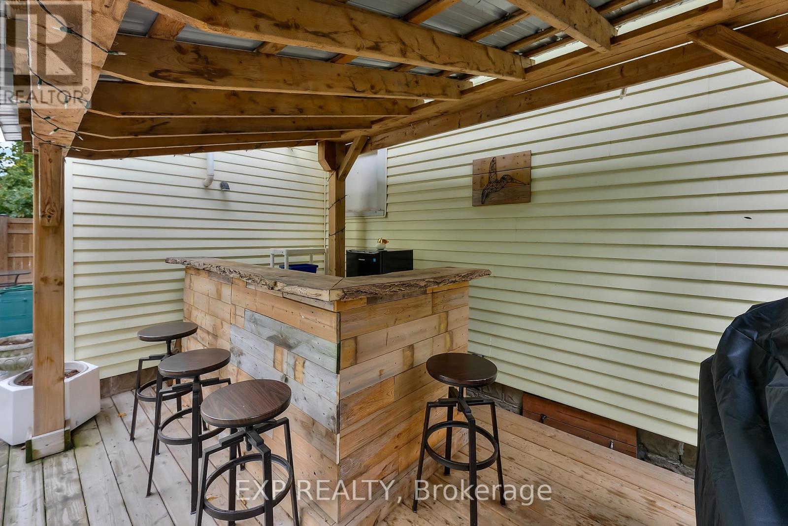 176 Idylewylde Street, Fort Erie, Ontario  L2A 2L6 - Photo 27 - X12431469