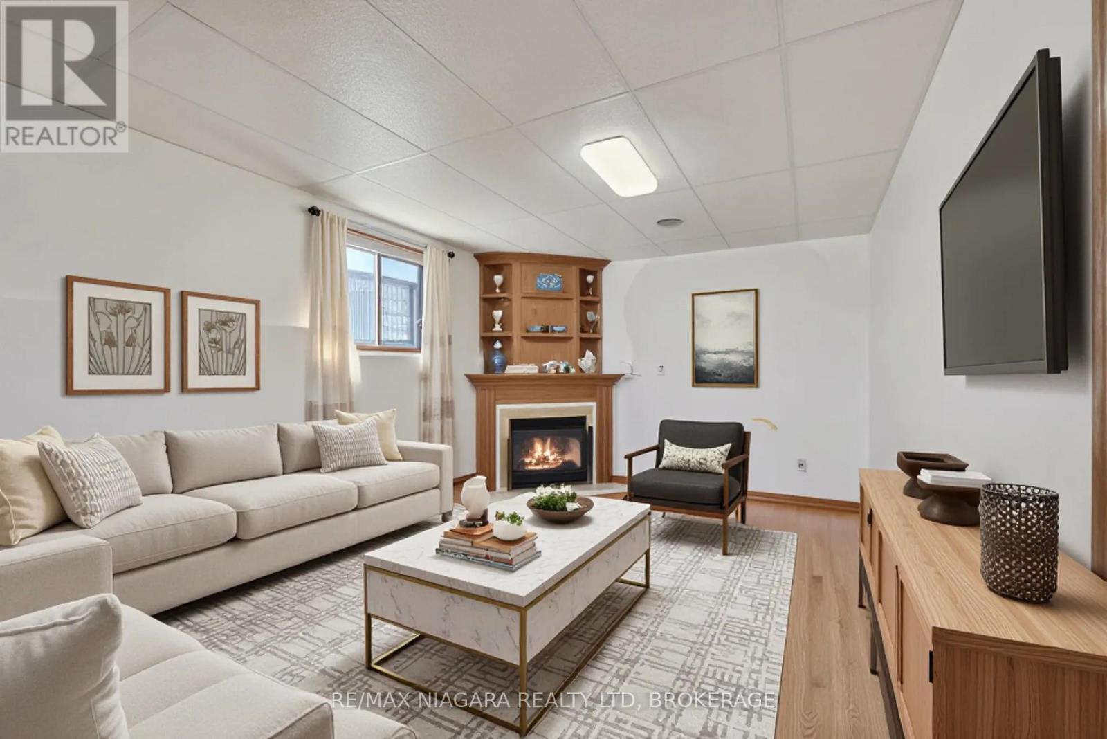 7516 Monastery Drive, Niagara Falls (Mt. Carmel), Ontario  L2H 3A7 - Photo 11 - X12431470
