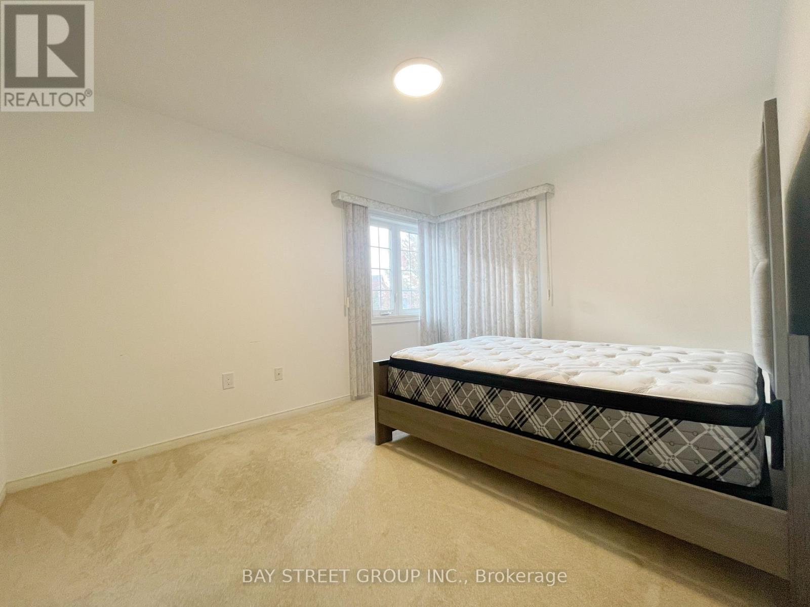 15 Futura Avenue, Richmond Hill, Ontario  L4S 1V2 - Photo 21 - N12431433