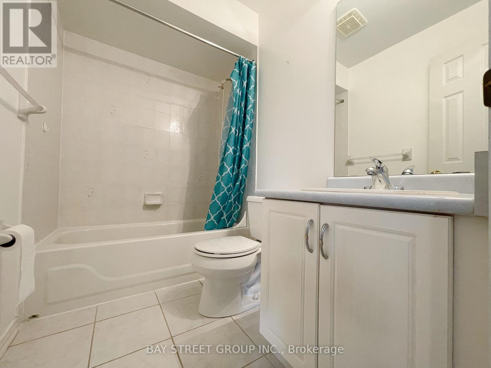 15 Futura Avenue, Richmond Hill, Ontario  L4S 1V2 - Photo 23 - N12431433