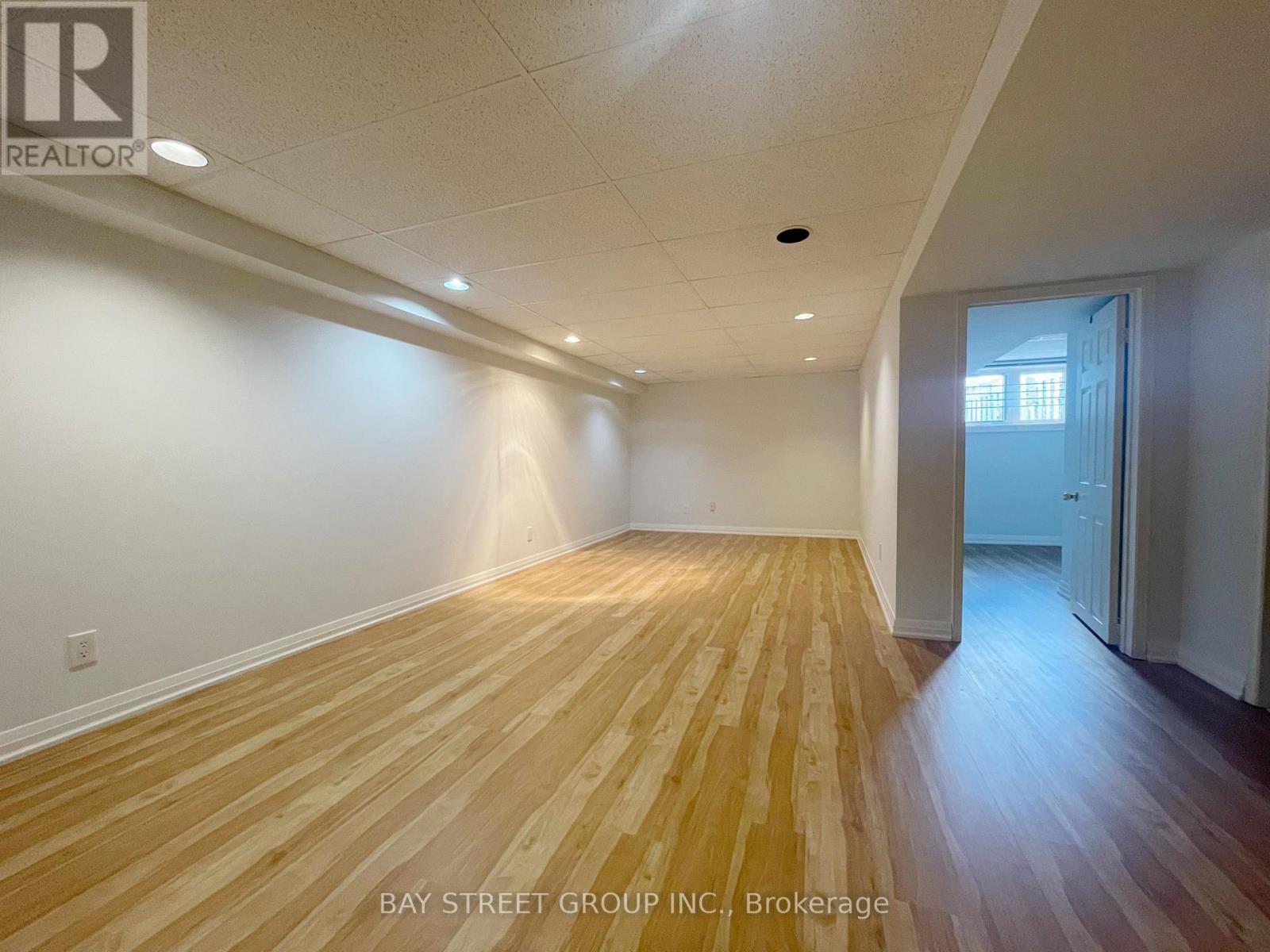 15 Futura Avenue, Richmond Hill, Ontario  L4S 1V2 - Photo 27 - N12431433