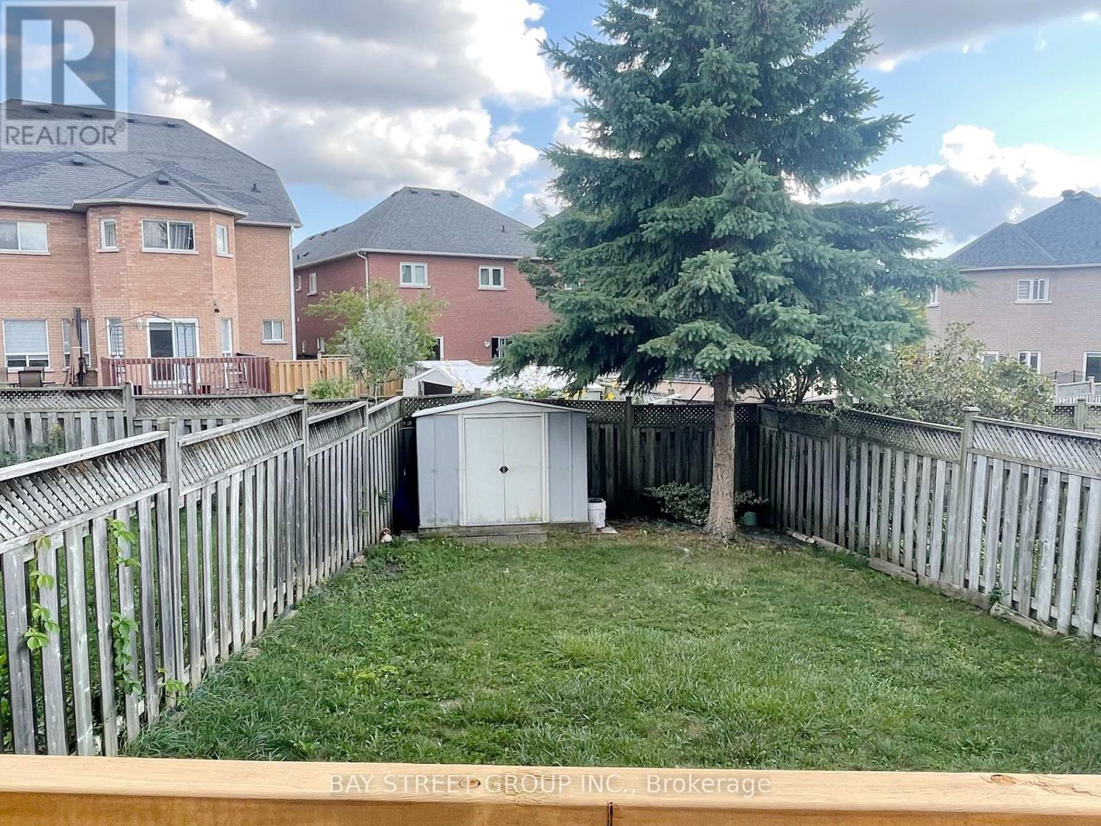 15 Futura Avenue, Richmond Hill, Ontario  L4S 1V2 - Photo 32 - N12431433