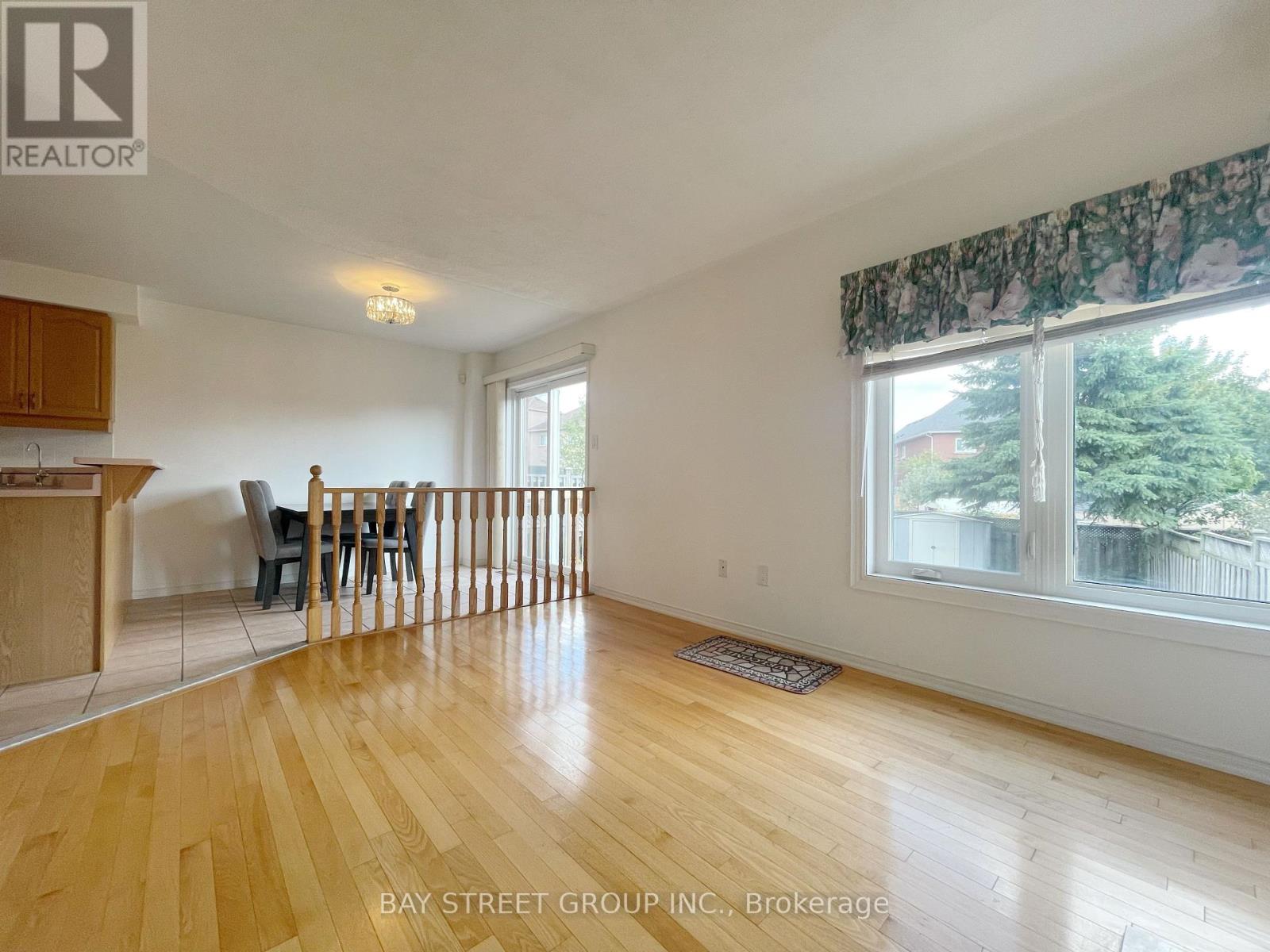 15 Futura Avenue, Richmond Hill, Ontario  L4S 1V2 - Photo 9 - N12431433