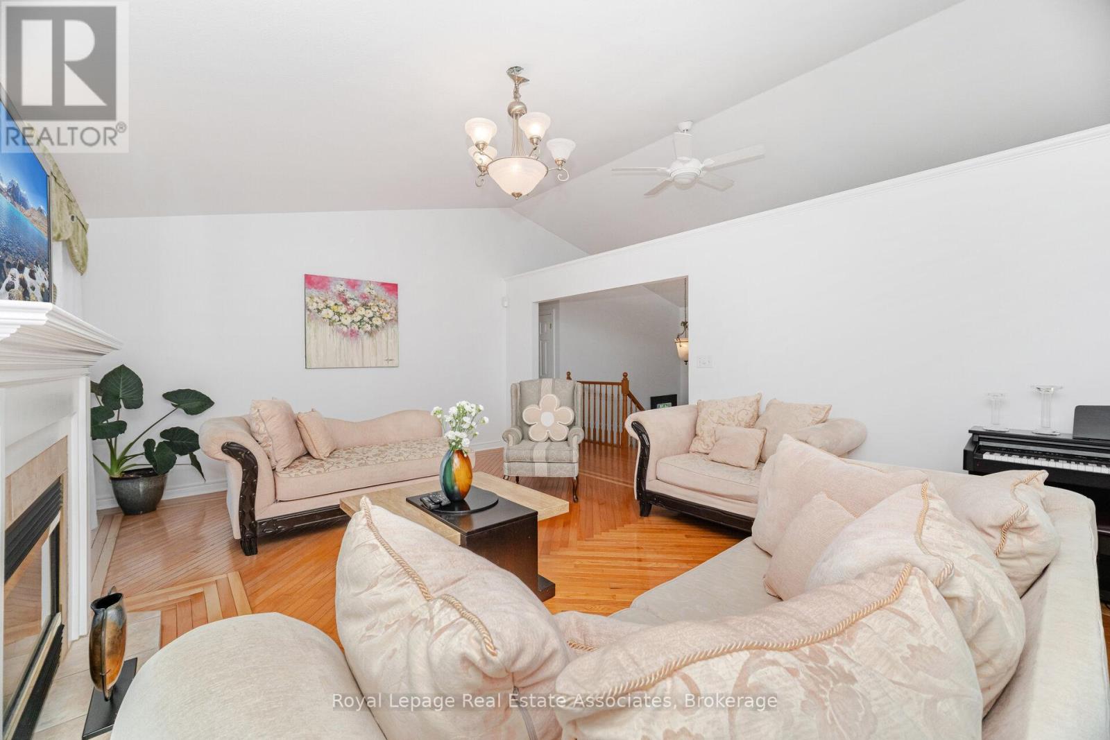 3373 Nigh Road, Fort Erie, Ontario  L0S 1N0 - Photo 16 - X12431446