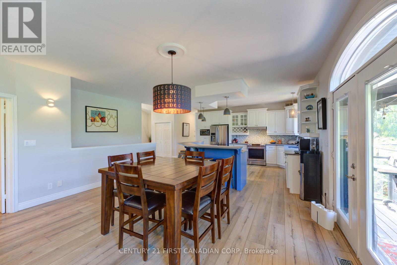 325 Brant County 18 Road, Brant (Brantford Twp), Ontario  N3S 0H4 - Photo 13 - X12431274
