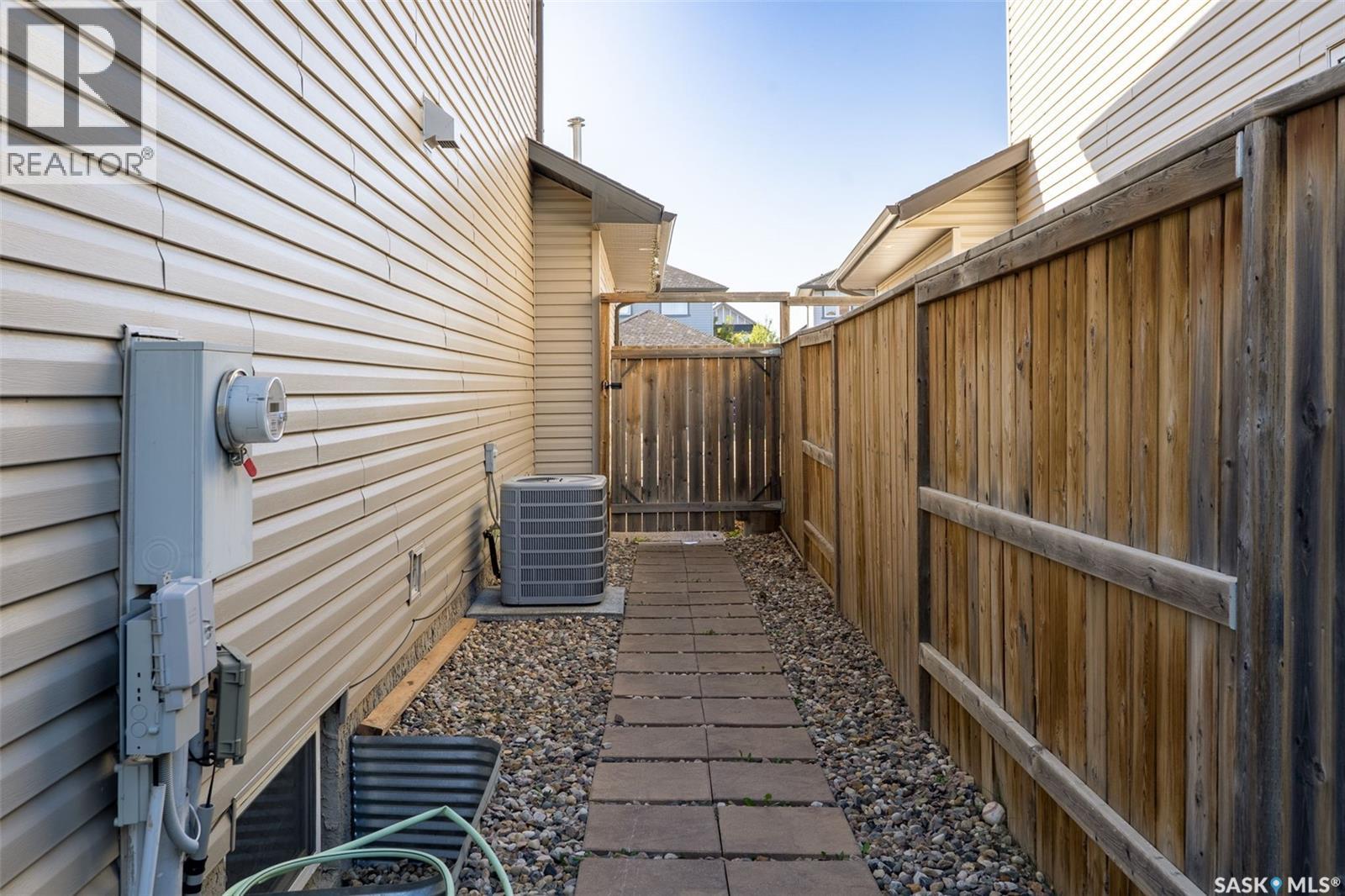 127 Dulmage Crescent, Saskatoon, Saskatchewan  S7T 0C7 - Photo 34 - SK019563