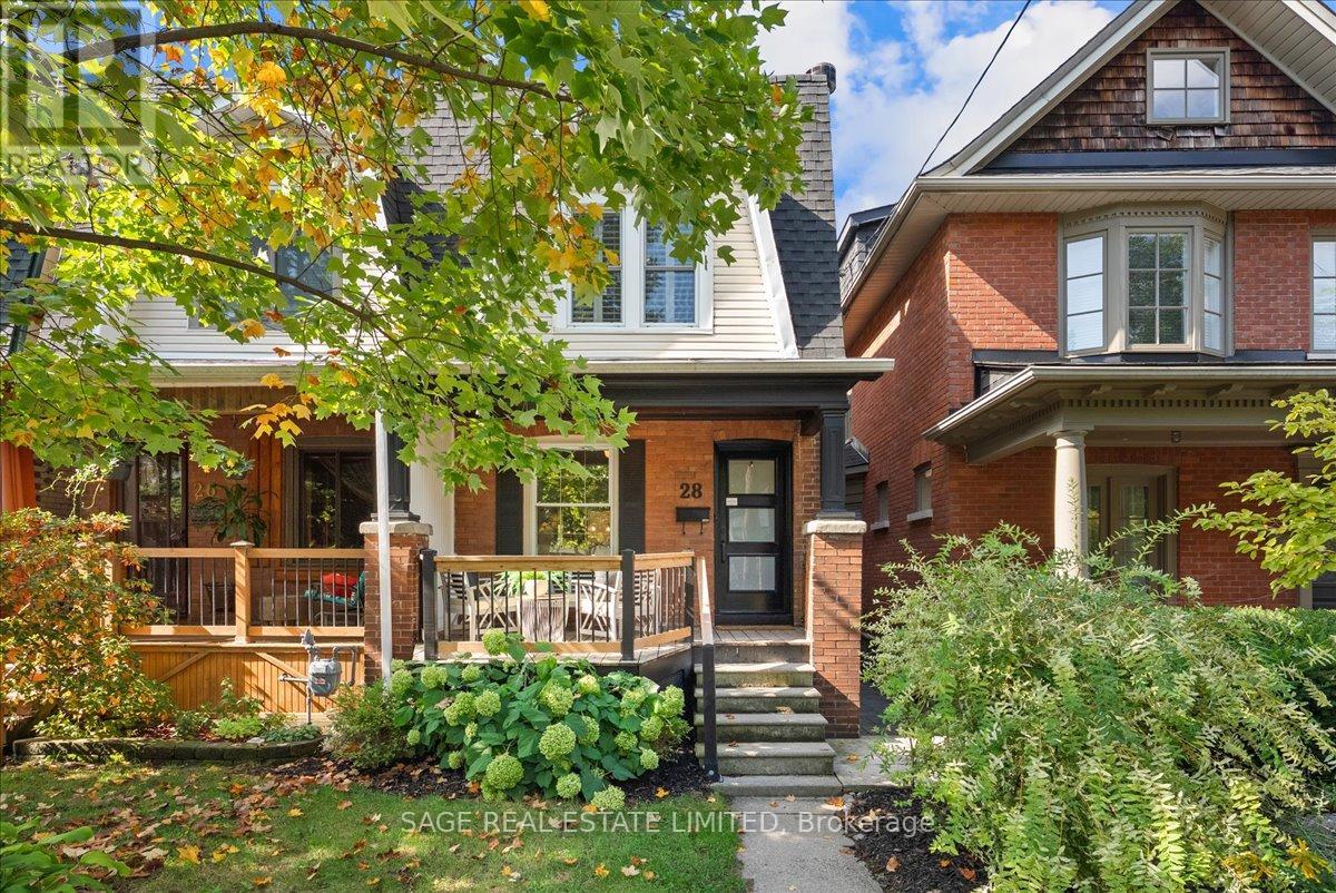 28 PICKERING STREET, Toronto, Ontario