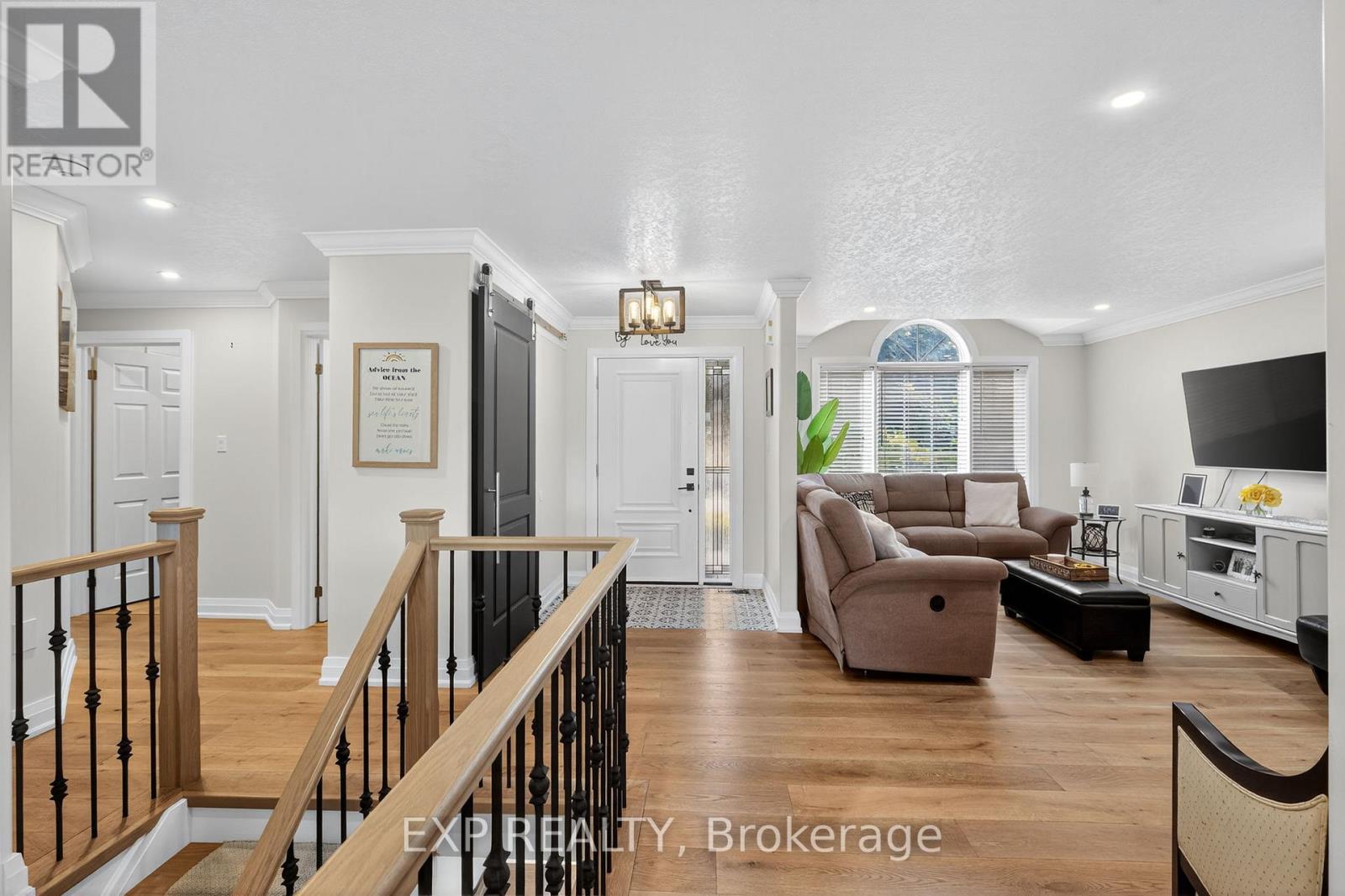 7 Pacific Avenue, Barrie, Ontario  L4M 7E7 - Photo 25 - S12427688