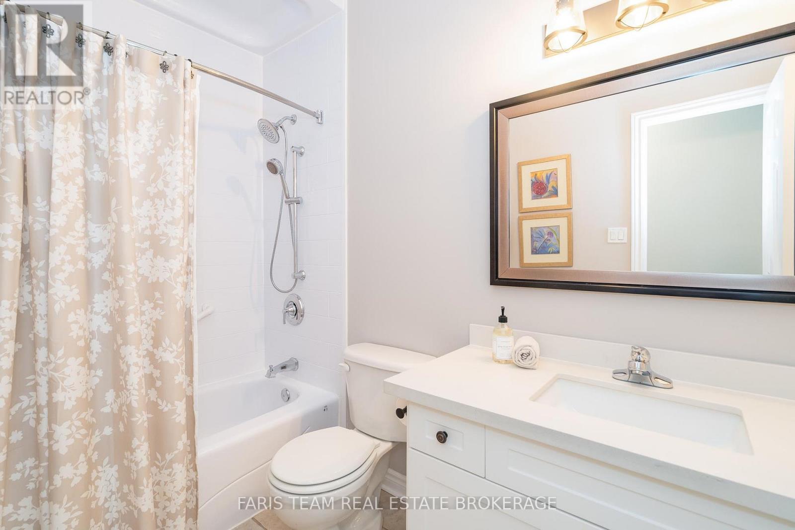 135 Sandringham Drive, Barrie, Ontario  L4N 0Y9 - Photo 21 - S12431464