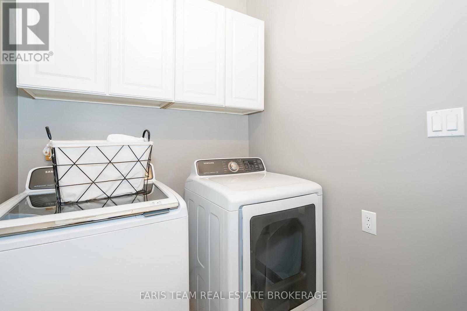 135 Sandringham Drive, Barrie, Ontario  L4N 0Y9 - Photo 22 - S12431464