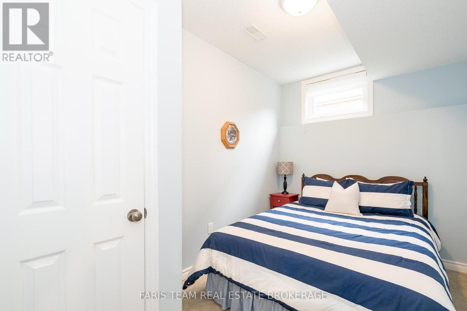 135 Sandringham Drive, Barrie, Ontario  L4N 0Y9 - Photo 28 - S12431464