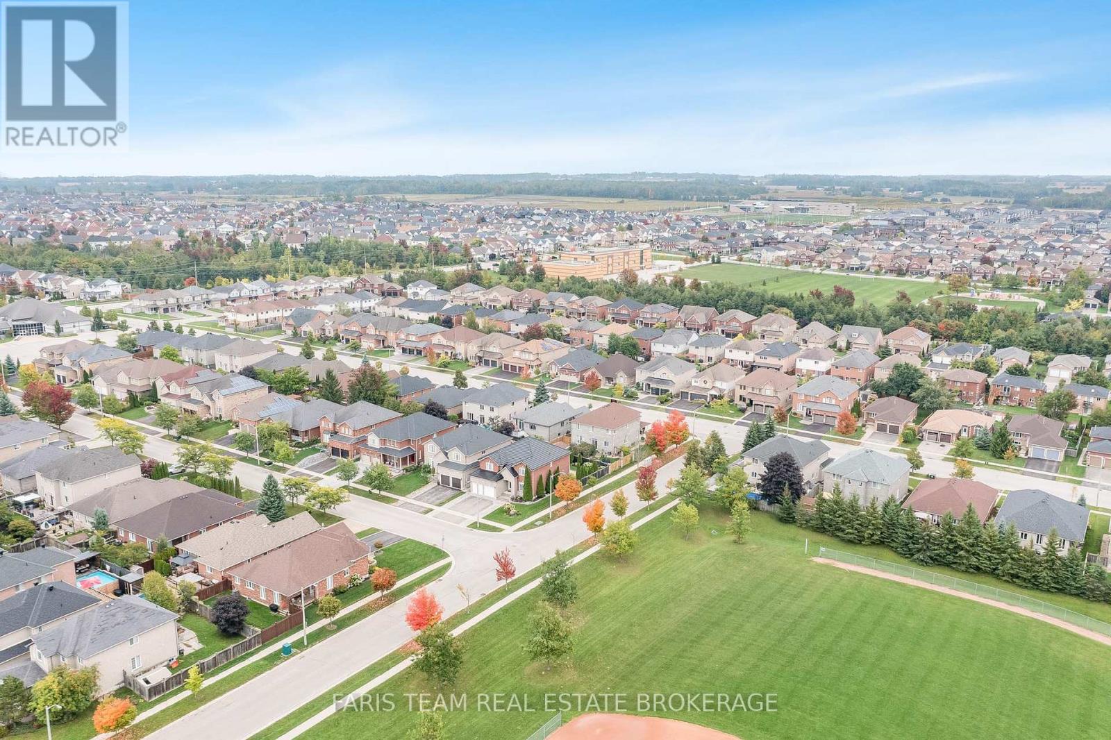 135 Sandringham Drive, Barrie, Ontario  L4N 0Y9 - Photo 40 - S12431464