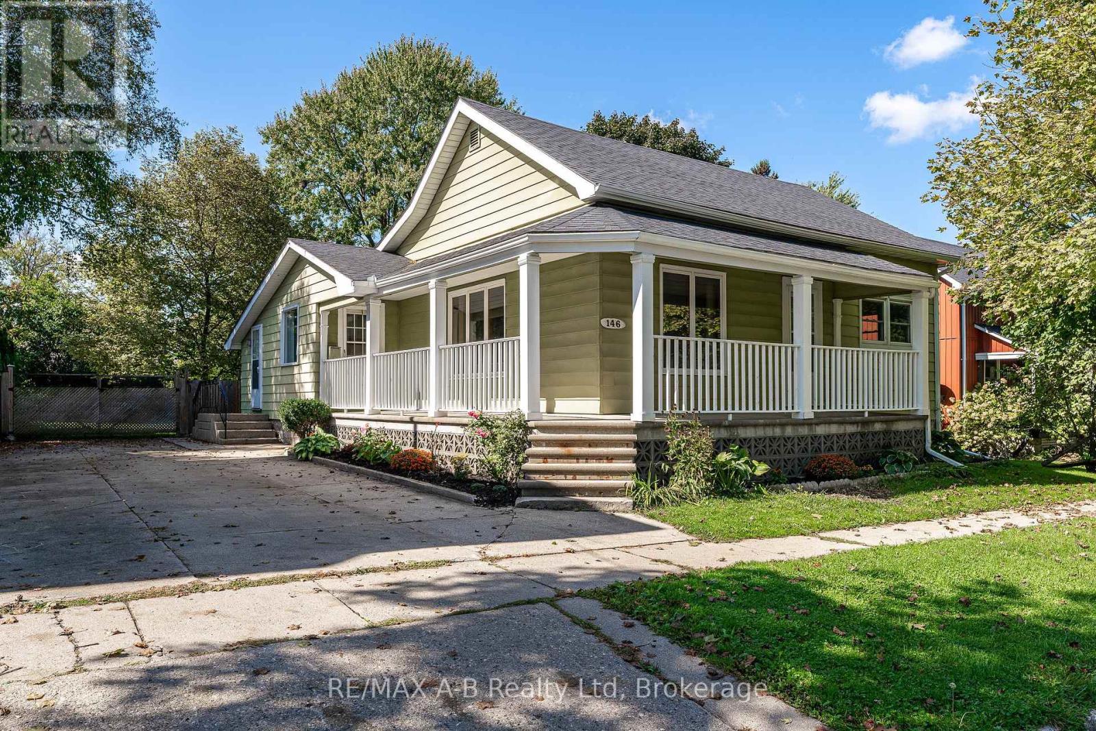 146 Church Street N, St. Marys, Ontario  N4X 1A0 - Photo 1 - X12431498