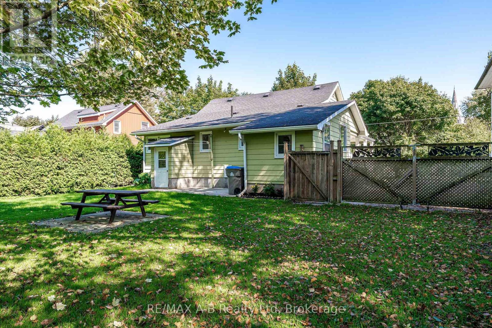 146 Church Street N, St. Marys, Ontario  N4X 1A0 - Photo 36 - X12431498