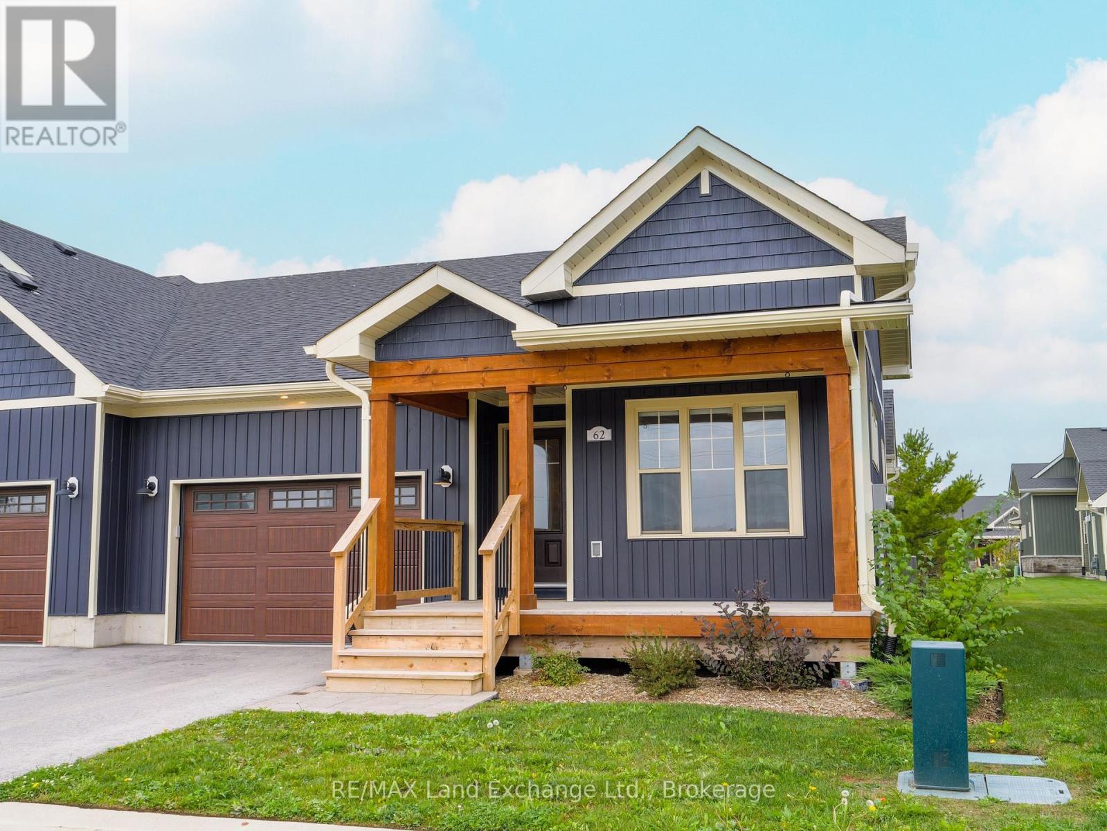 62 Eagle Court, Saugeen Shores, Ontario  N0H 2C3 - Photo 3 - X12431513
