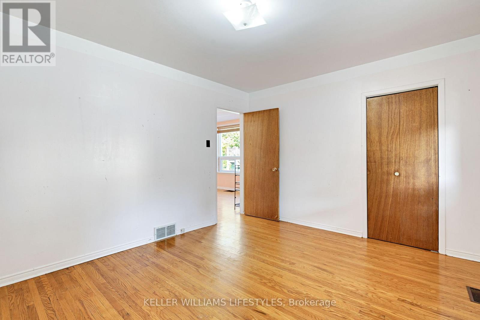 93 Dillabough Street, London East, Ontario  N5Z 2B9 - Photo 19 - X12431473