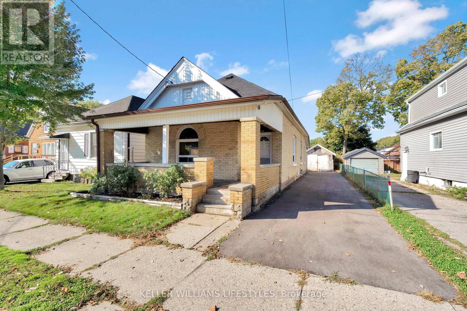 93 Dillabough Street, London East, Ontario  N5Z 2B9 - Photo 2 - X12431473