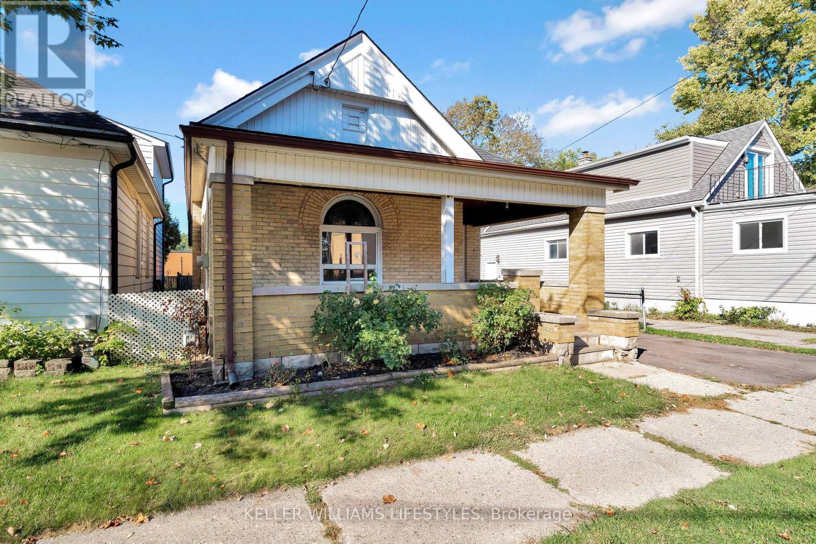 93 Dillabough Street, London East, Ontario  N5Z 2B9 - Photo 3 - X12431473
