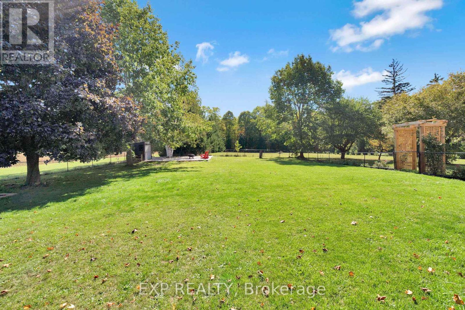 22882 Vanneck Road, Middlesex Centre, Ontario  N0M 2A0 - Photo 46 - X12431511