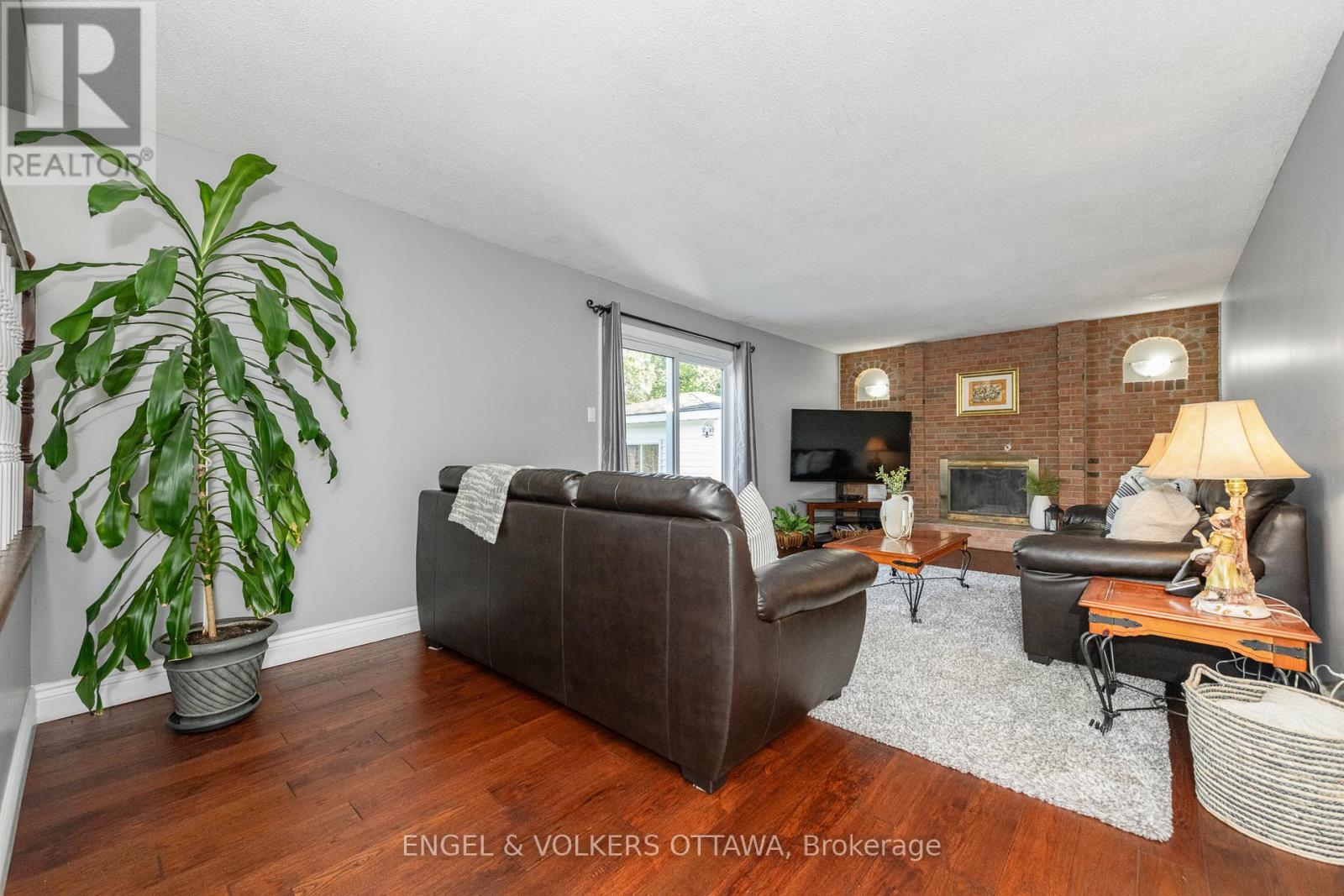 20 Falk Avenue, Ottawa, Ontario  K2J 1L1 - Photo 12 - X12431478
