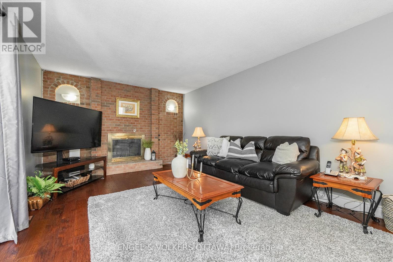 20 Falk Avenue, Ottawa, Ontario  K2J 1L1 - Photo 13 - X12431478