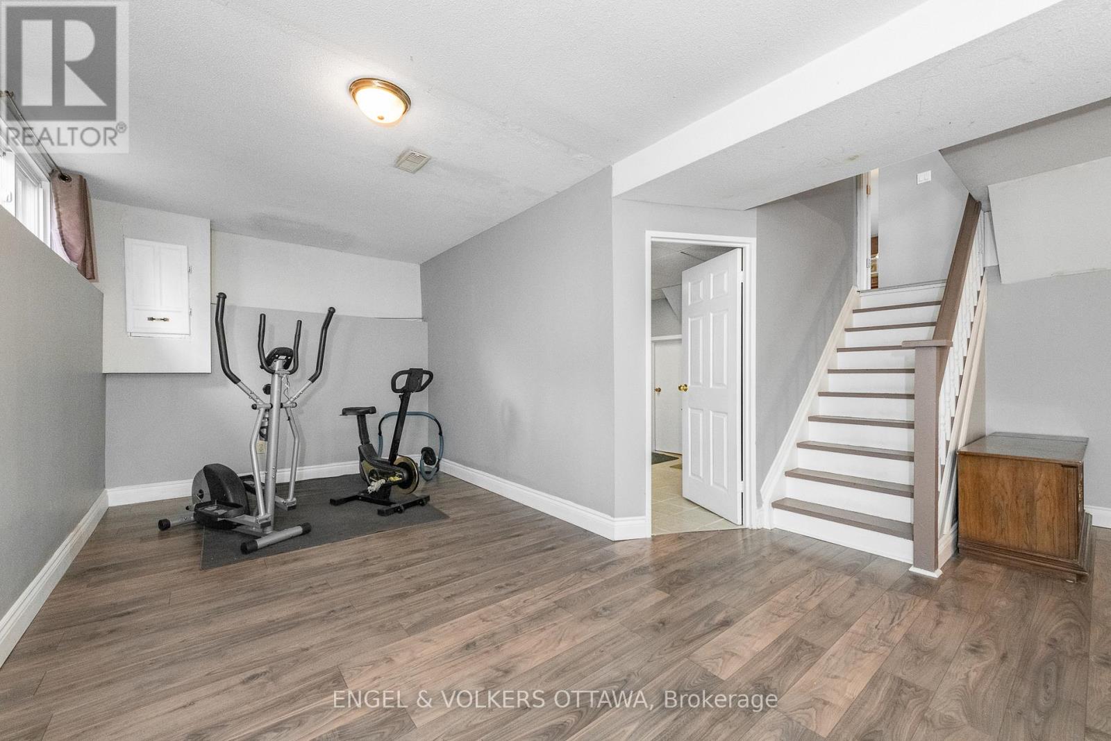 20 Falk Avenue, Ottawa, Ontario  K2J 1L1 - Photo 37 - X12431478