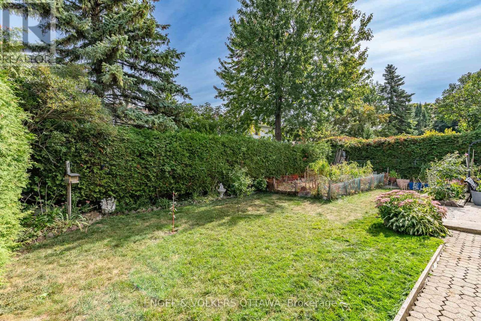 20 Falk Avenue, Ottawa, Ontario  K2J 1L1 - Photo 49 - X12431478