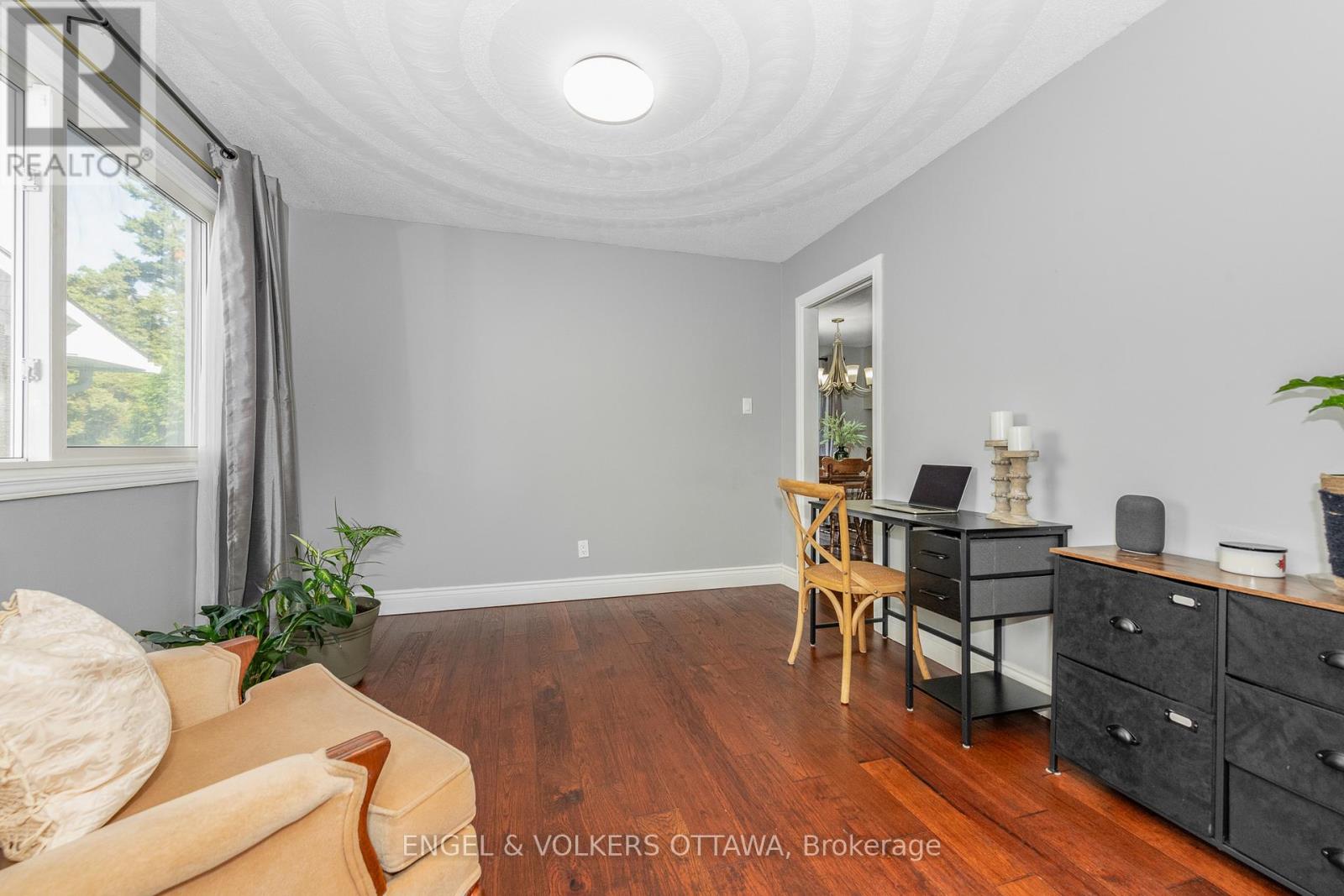 20 Falk Avenue, Ottawa, Ontario  K2J 1L1 - Photo 8 - X12431478