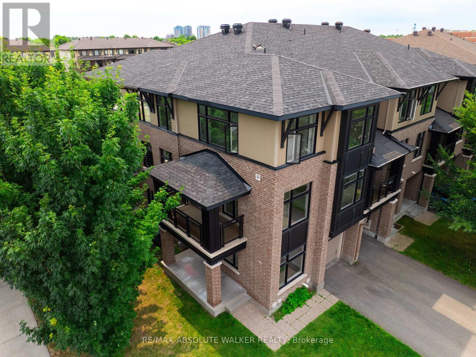 135 Wild Senna Way, Ottawa, Ontario  K2J 5Z7 - Photo 19 - X12431505