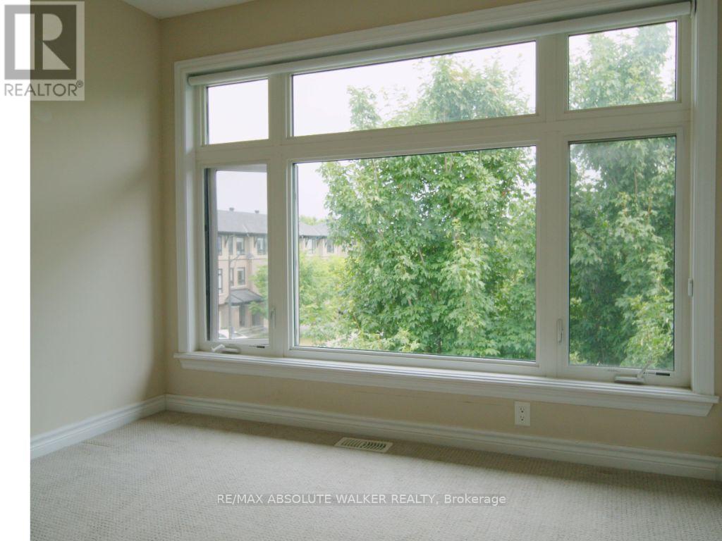 135 Wild Senna Way, Ottawa, Ontario  K2J 5Z7 - Photo 5 - X12431505