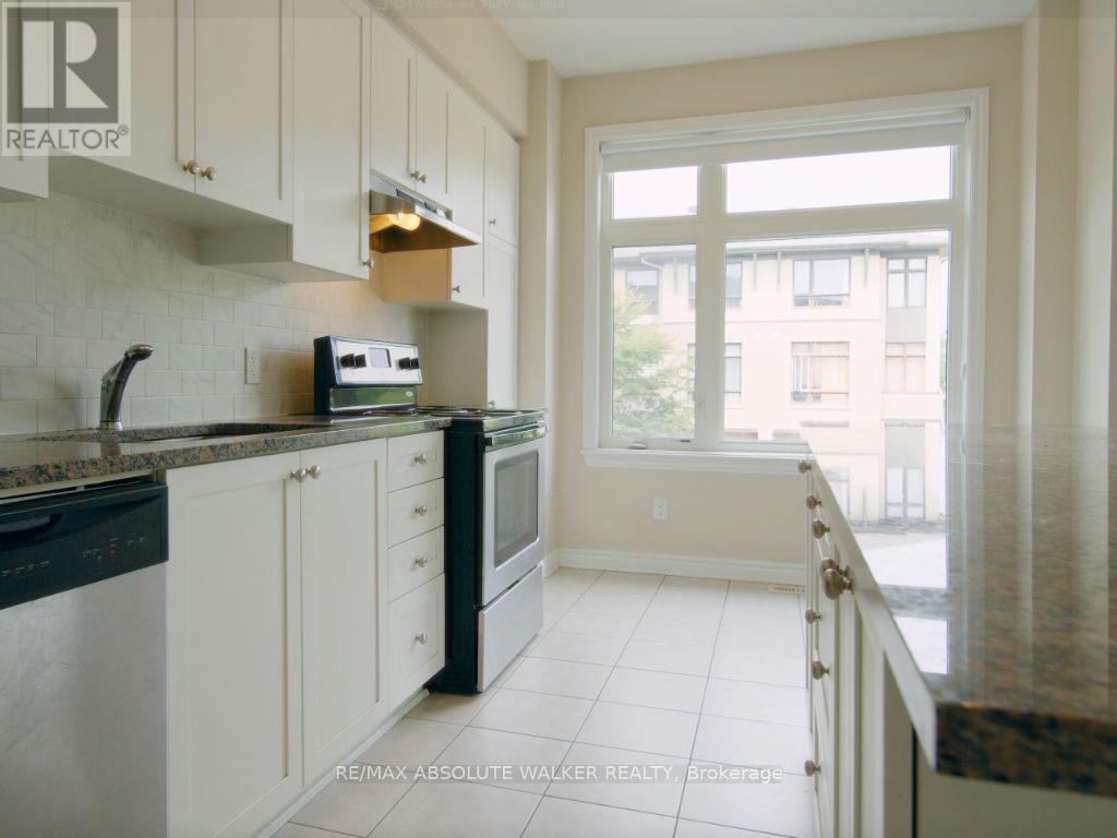 135 Wild Senna Way, Ottawa, Ontario  K2J 5Z7 - Photo 8 - X12431505